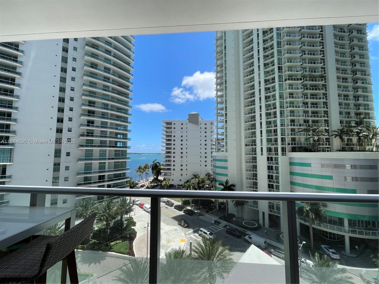 1300 Brickell Bay Dr, Unit 806, Miami, FL 33131 Photo