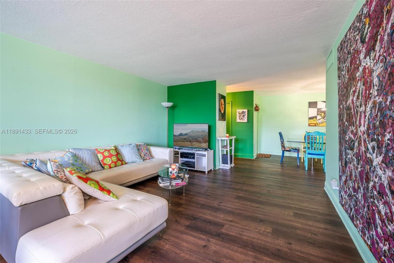 6923 Cypress Rd, Unit C12, Plantation, FL 33317 Photo