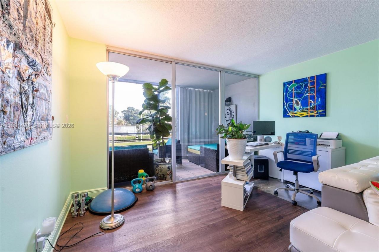 6923 Cypress Rd, Unit C12, Plantation, FL 33317 Photo