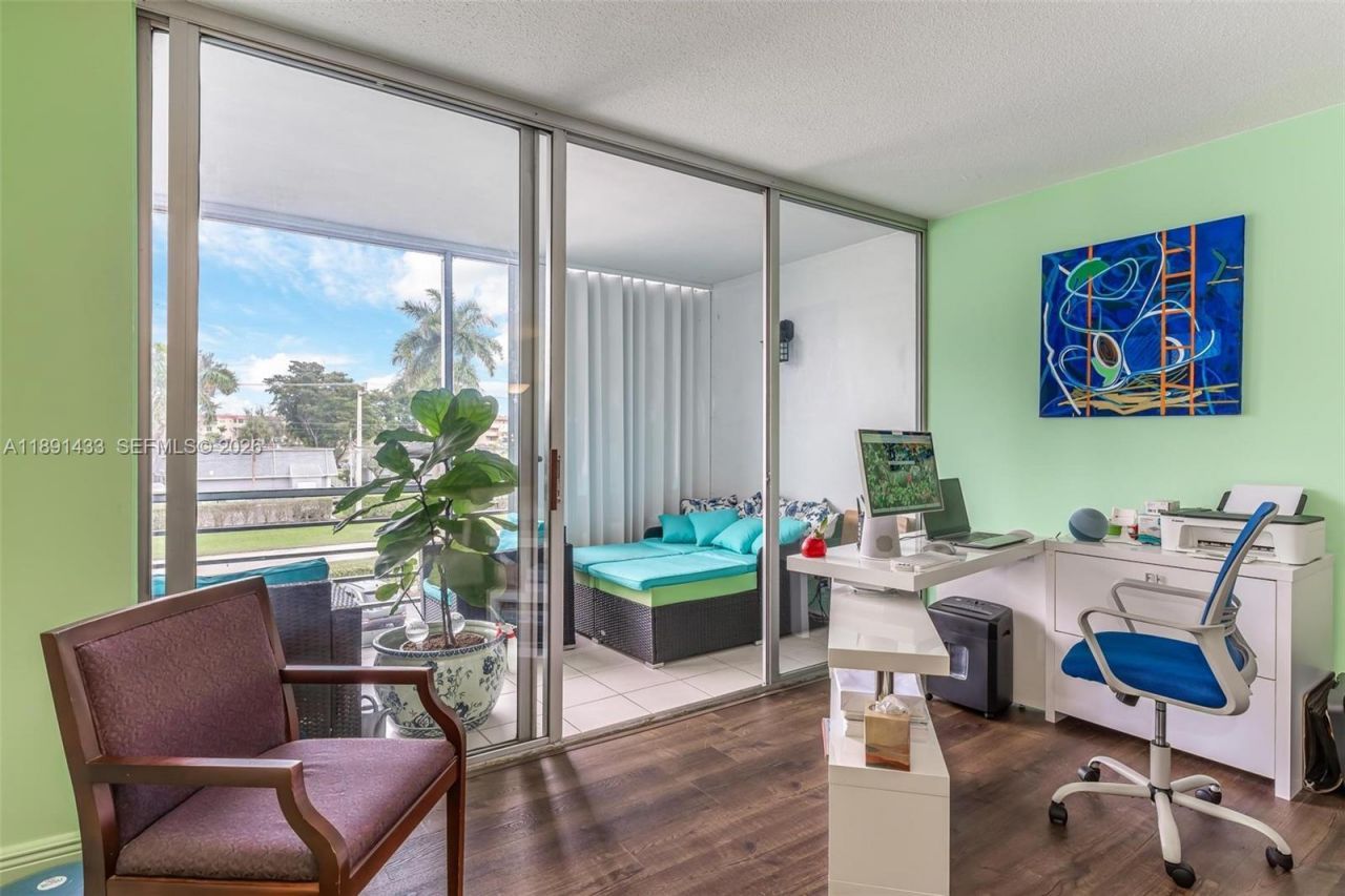 6923 Cypress Rd, Unit C12, Plantation, FL 33317 Photo