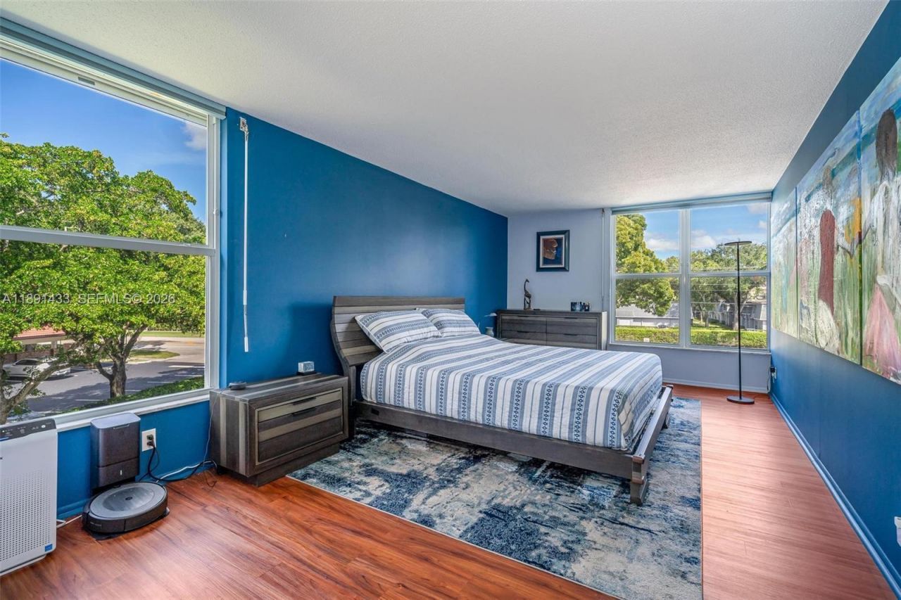 6923 Cypress Rd, Unit C12, Plantation, FL 33317 Photo