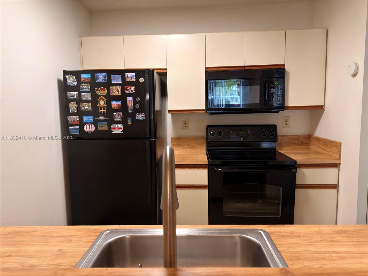 11266 SW 12th St, Unit 201, Pembroke Pines, FL 33025 Photo