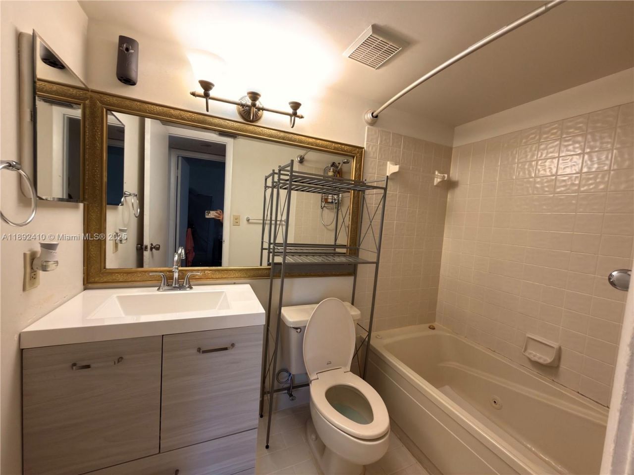 11266 SW 12th St, Unit 201, Pembroke Pines, FL 33025 Photo