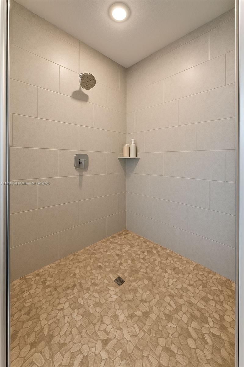 8200 NW 43rd St, Doral, FL 33166 Photo