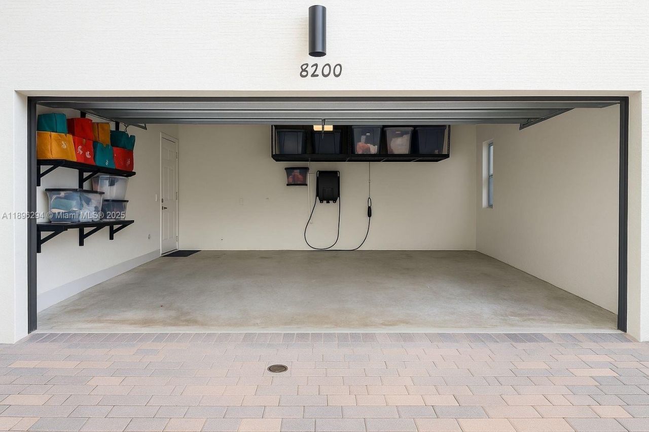 8200 NW 43rd St, Doral, FL 33166 Photo