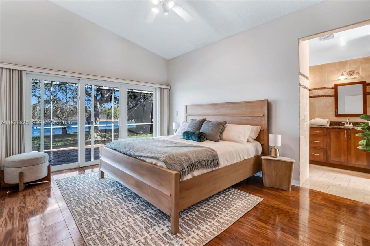 1181 NW 173rd Ave, Pembroke Pines, FL 33029 Photo