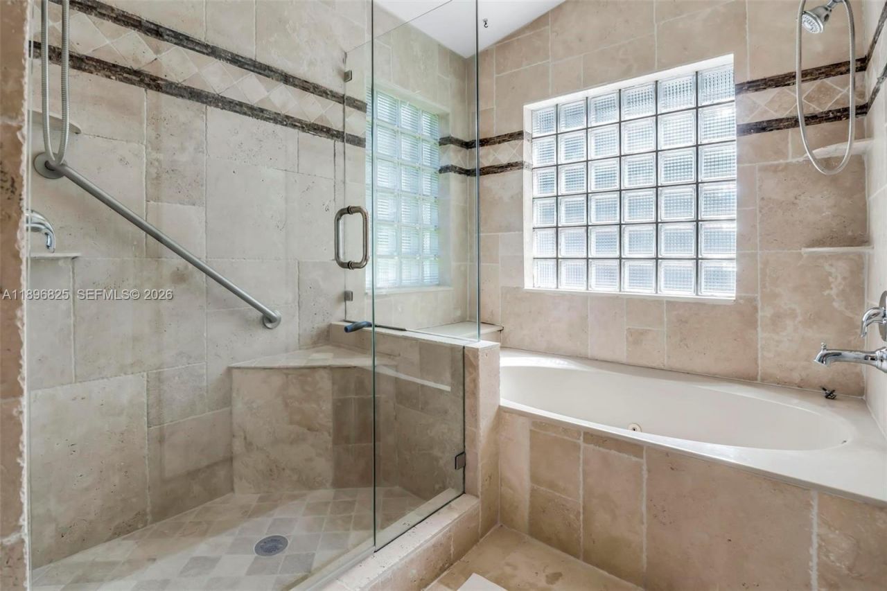 1181 NW 173rd Ave, Pembroke Pines, FL 33029 Photo