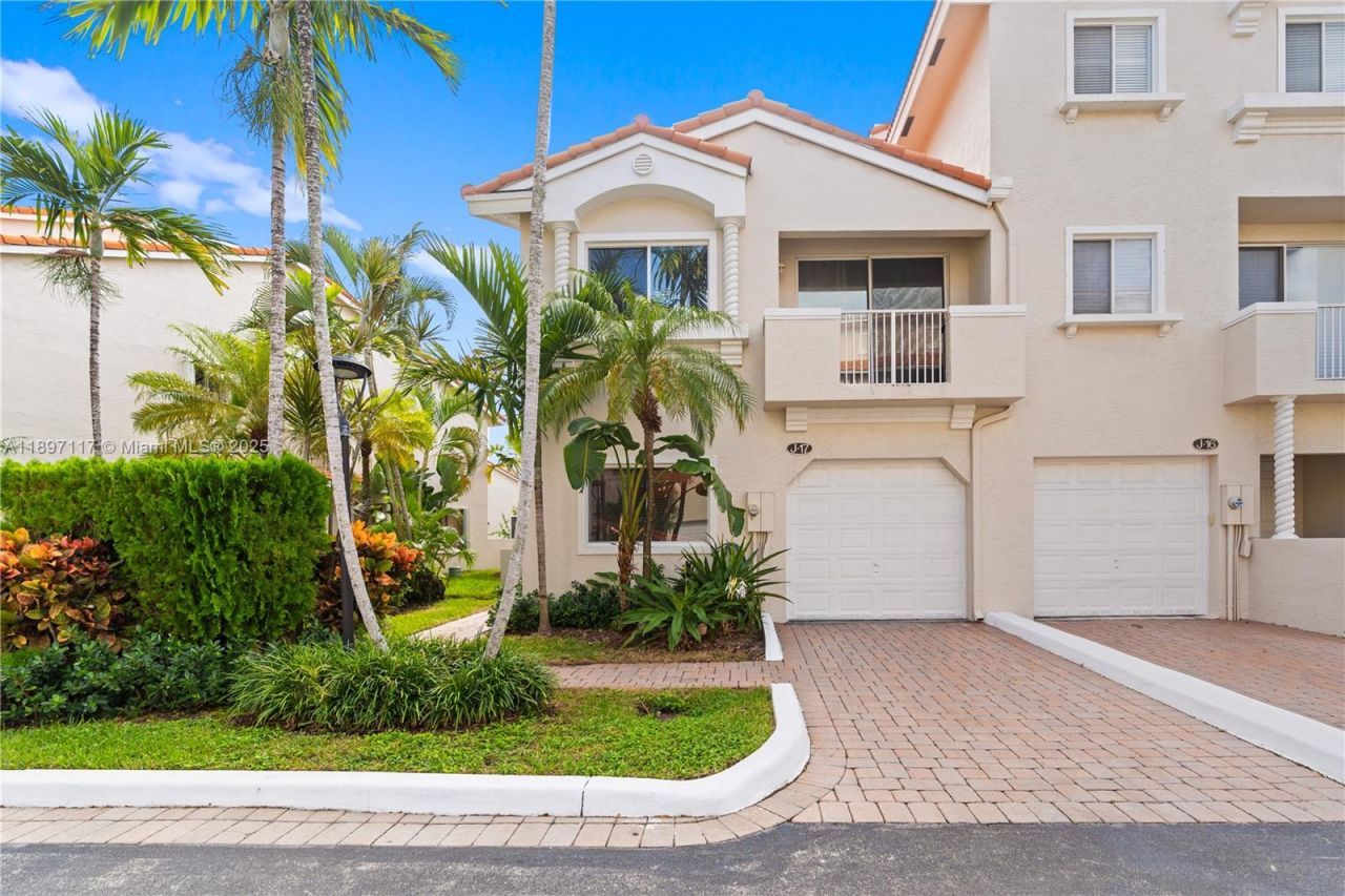 21396 Marina Cove Cir, Unit 17-J, Aventura, FL 33180 Photo