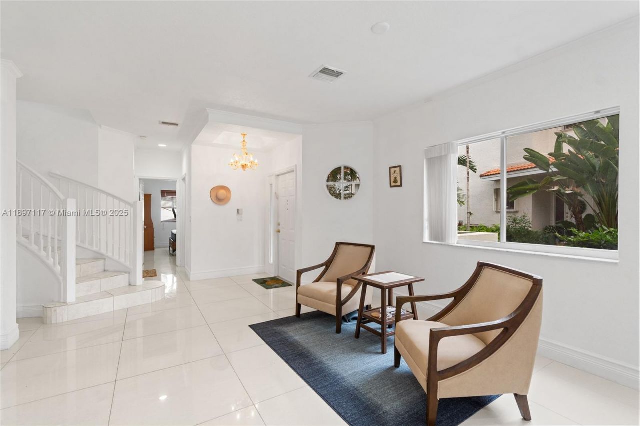 21396 Marina Cove Cir, Unit 17-J, Aventura, FL 33180 Photo