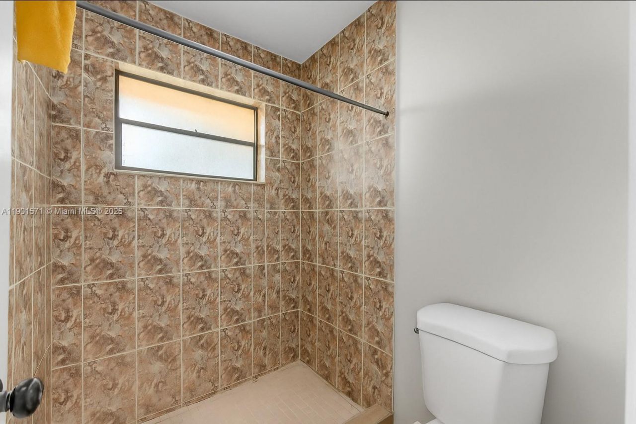 222 NW 14th St, Homestead, FL 33030 Photo