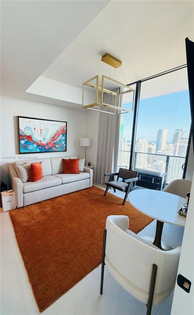 159 NE 6th St, Unit PH5014, Miami, FL 33132 Photo