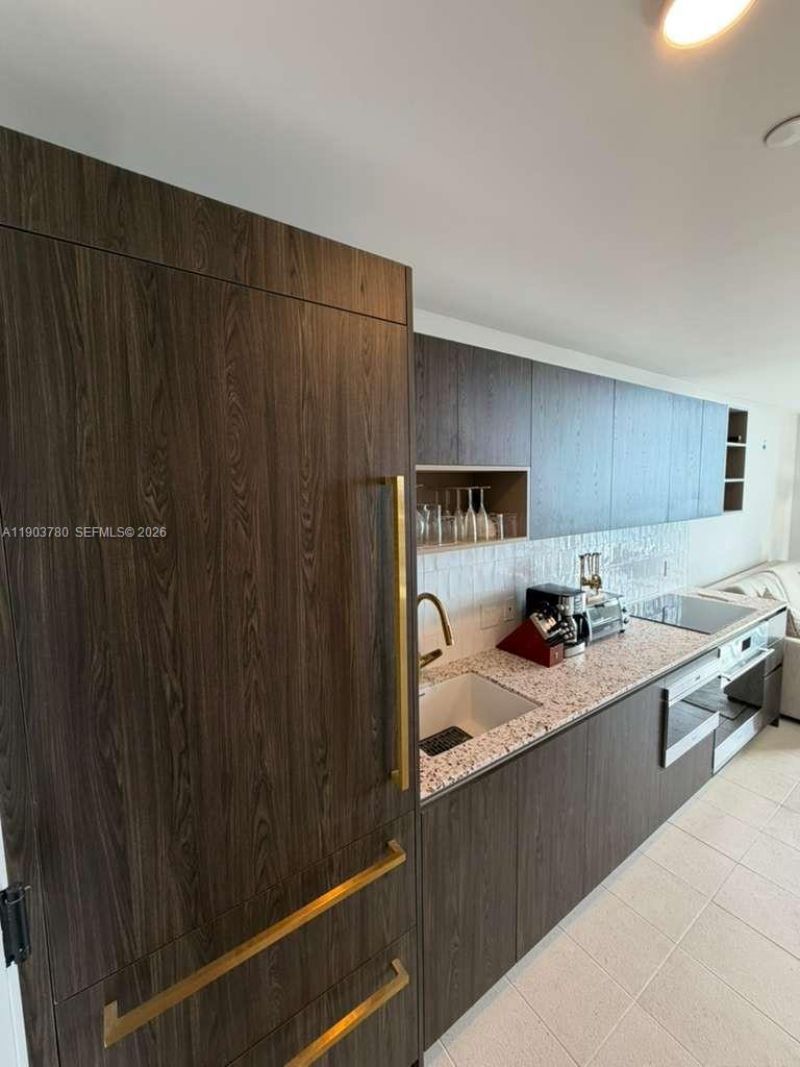 159 NE 6th St, Unit PH5014, Miami, FL 33132 Photo