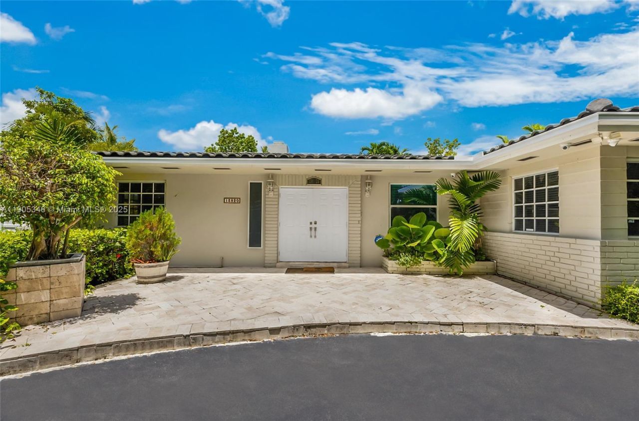 13820 SW 82nd Ave, Palmetto Bay, FL 33158 Photo
