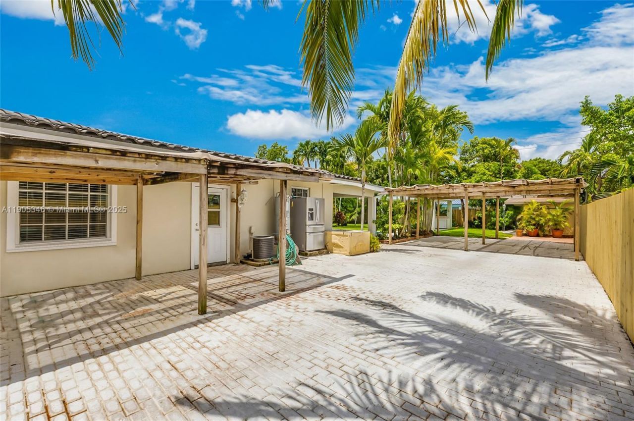 13820 SW 82nd Ave, Palmetto Bay, FL 33158 Photo