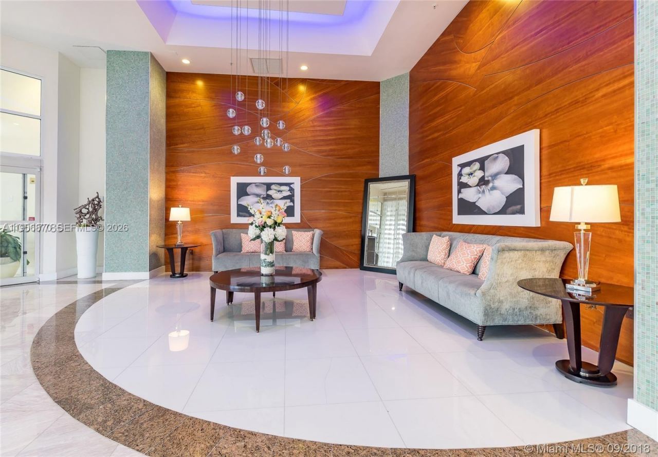 6301 Collins Ave, Unit 1402, Miami Beach, FL 33141 Photo