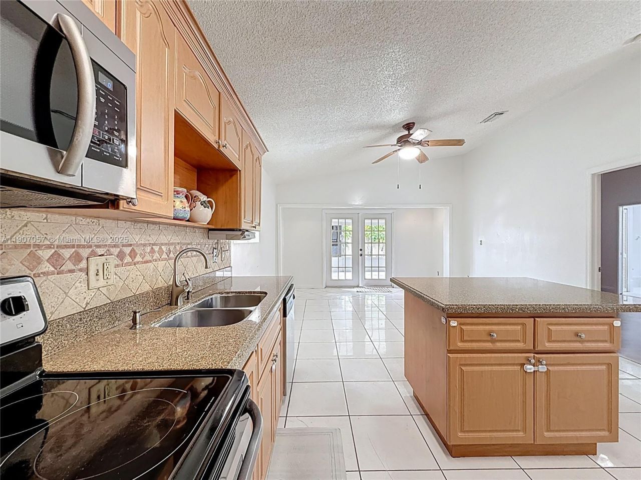 13870 SW 157th Ter, Miami, FL 33177 Photo