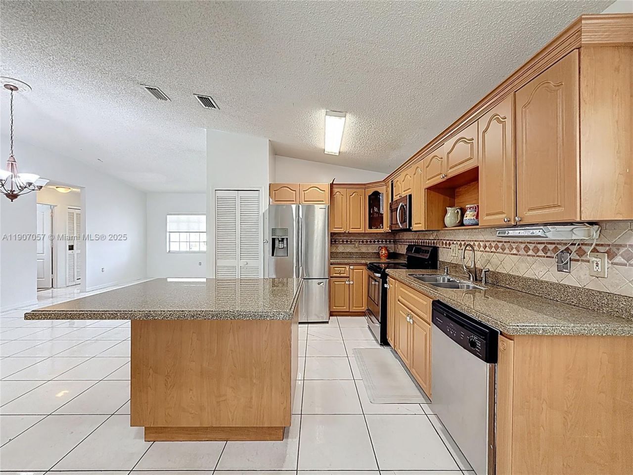 13870 SW 157th Ter, Miami, FL 33177 Photo