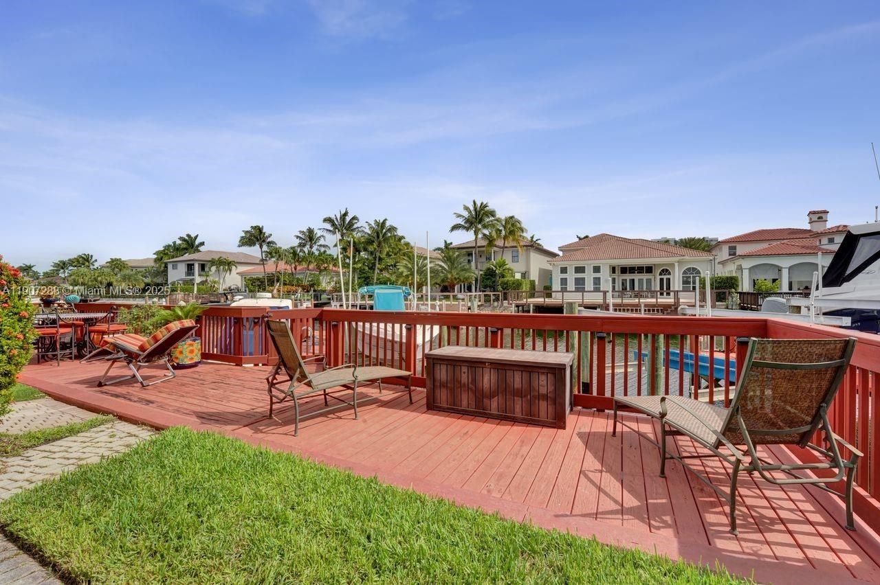 1385 Harbor Vw E, Hollywood, FL 33019 Photo