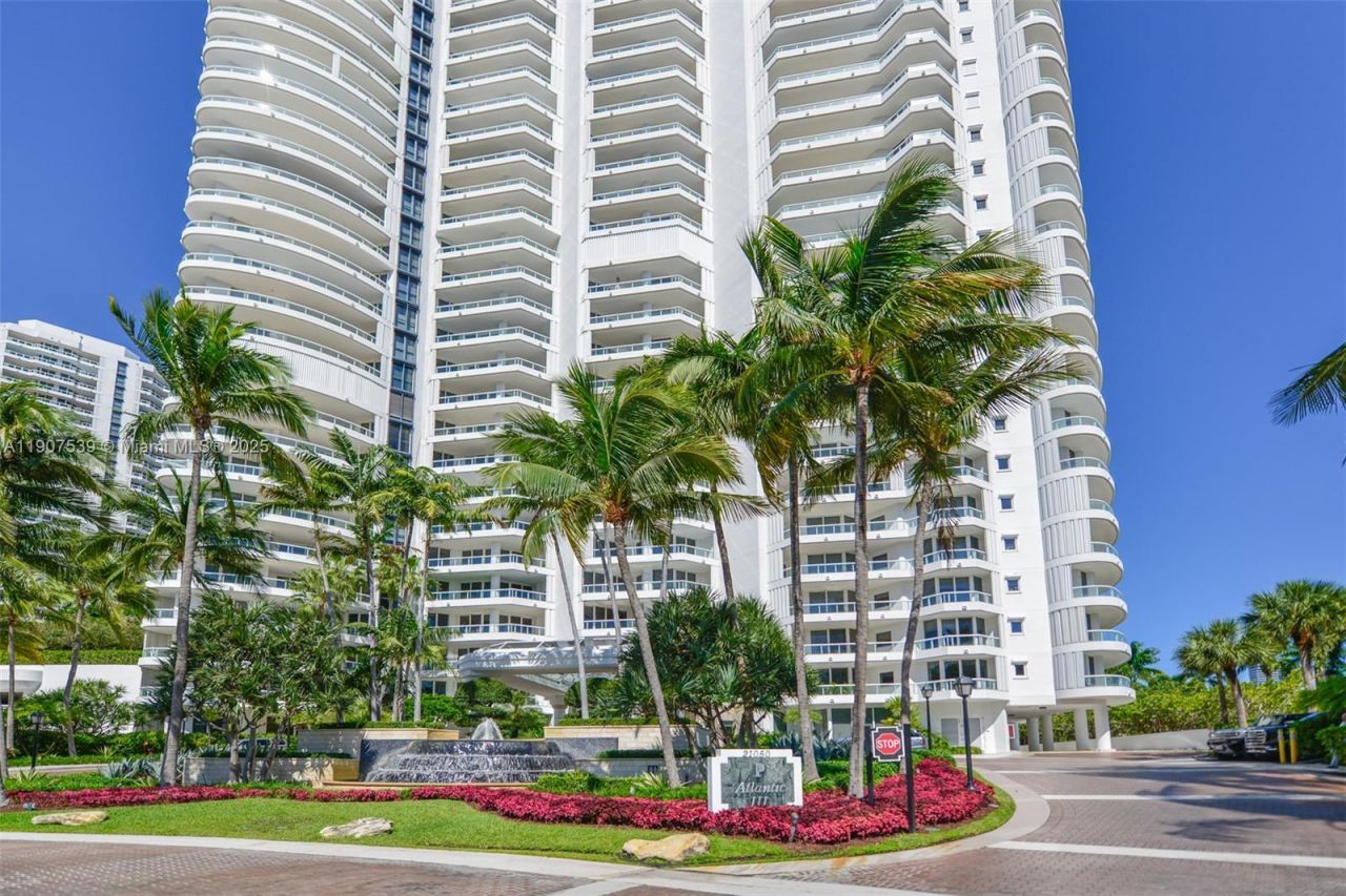 21050 Point Pl, Unit 702, Aventura, FL 33180 Photo