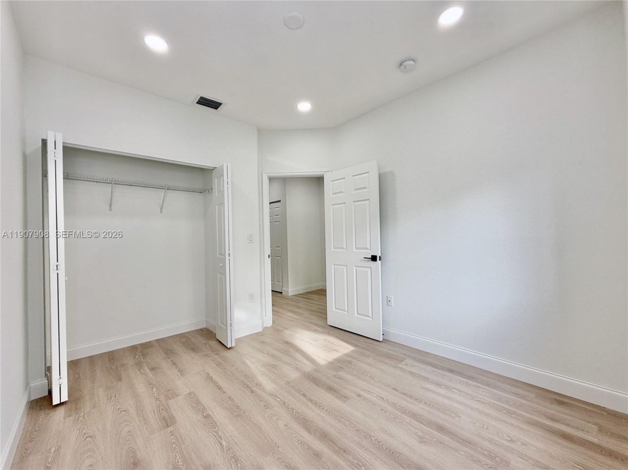 4412 Woodland Cir, Unit 4412, Tamarac, FL 33319 Photo