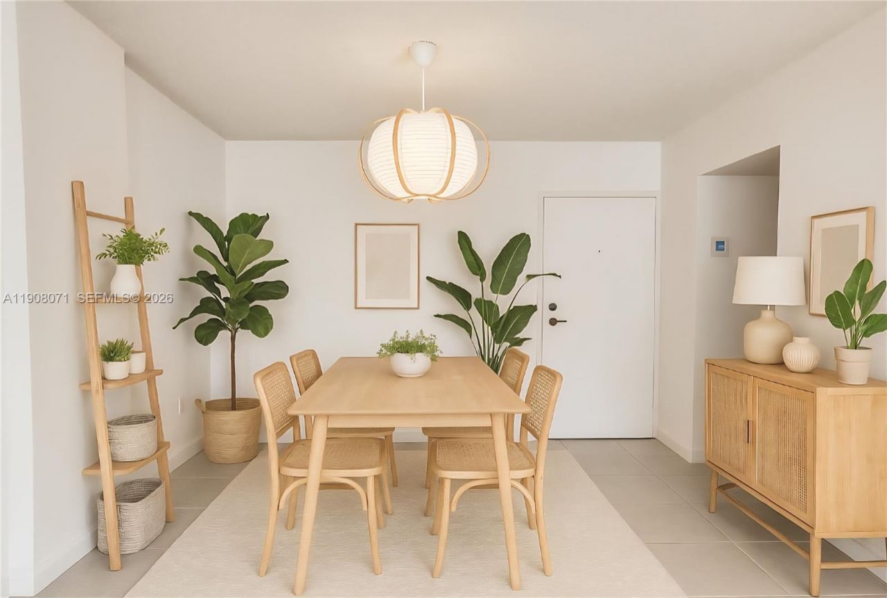 800 West Ave, Unit 920, Miami Beach, FL 33139 Photo