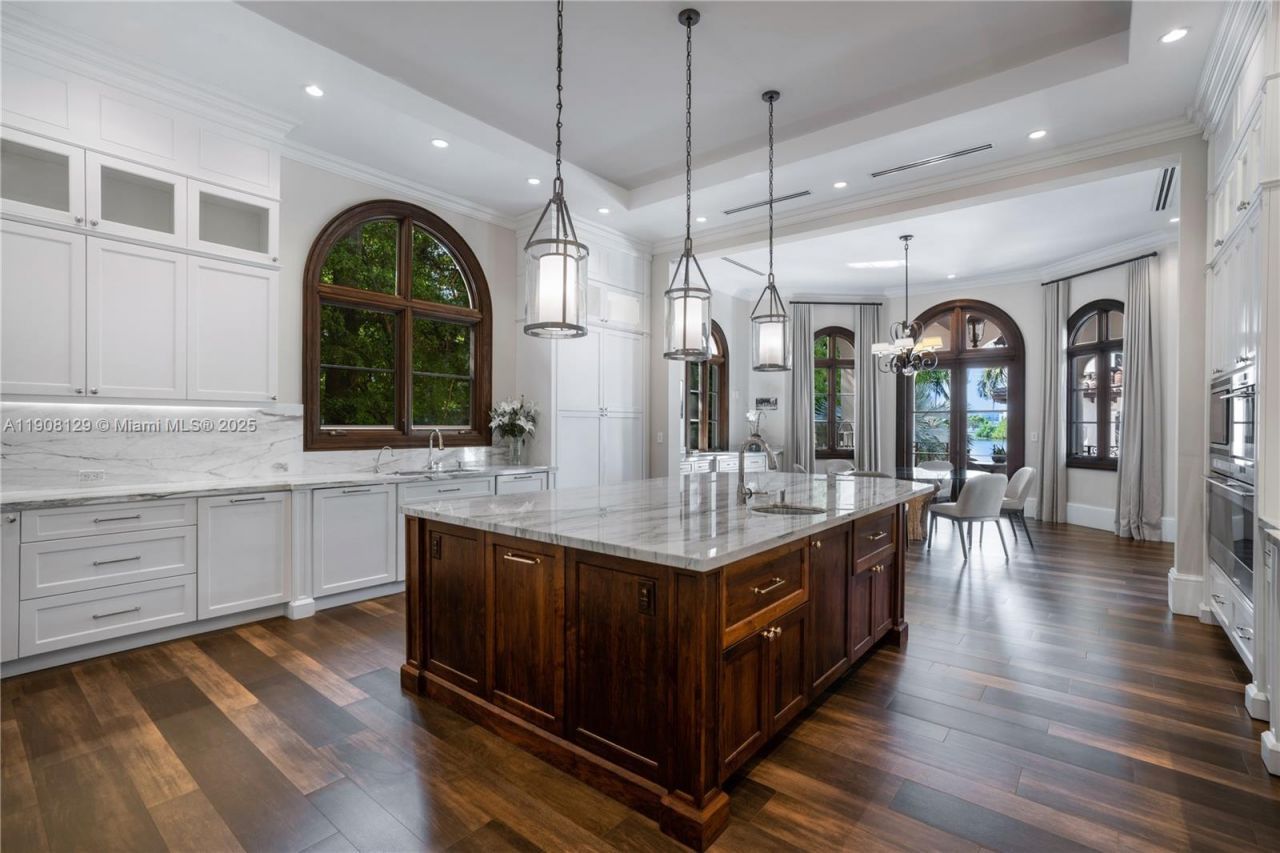 190 Palm Avenue, Miami Beach, FL 33139 Photo