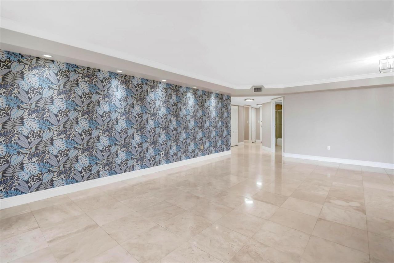 2333 Brickell Ave, Unit 517, Miami, FL 33129 Photo