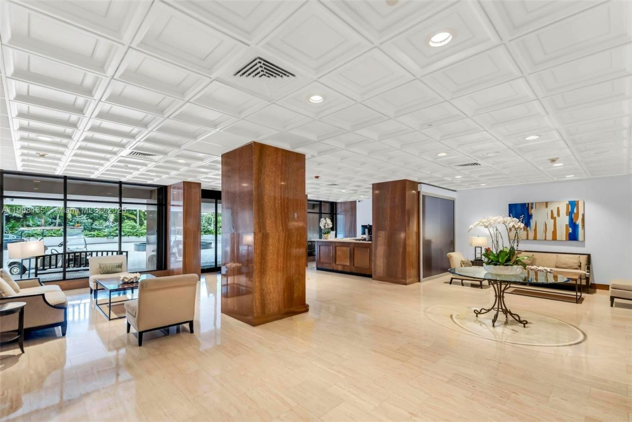 2333 Brickell Ave, Unit 517, Miami, FL 33129 Photo