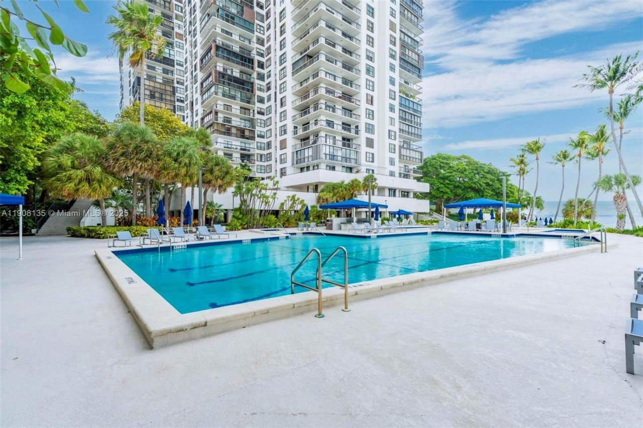 2333 Brickell Ave, Unit 517, Miami, FL 33129 Photo