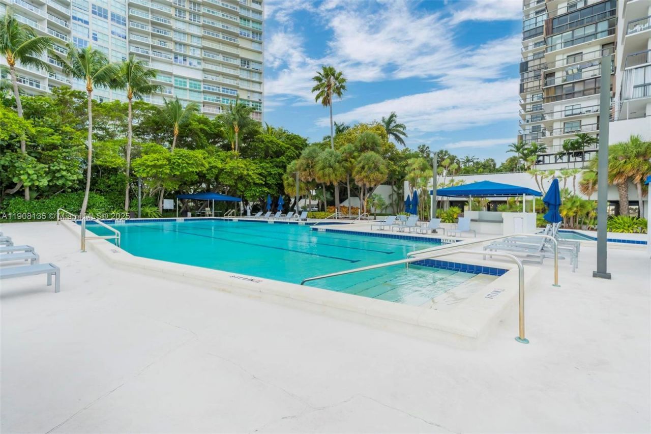 2333 Brickell Ave, Unit 517, Miami, FL 33129 Photo