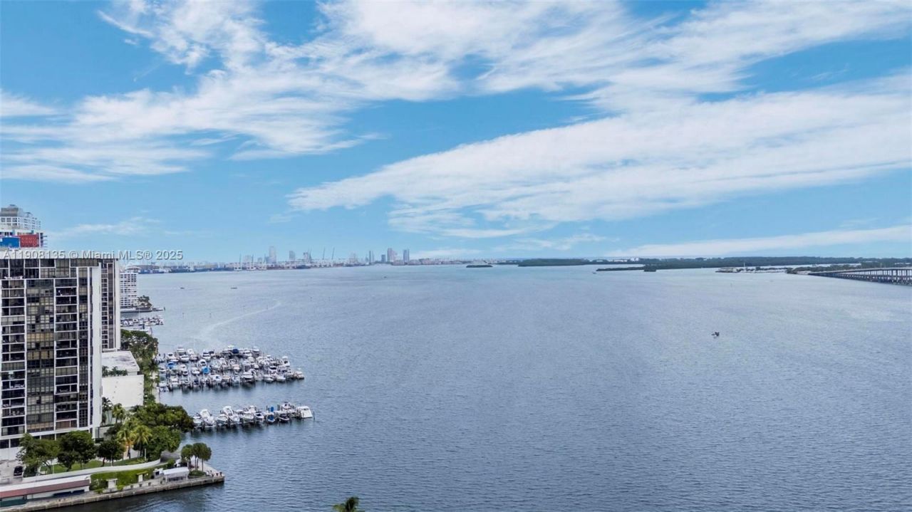 2333 Brickell Ave, Unit 517, Miami, FL 33129 Photo