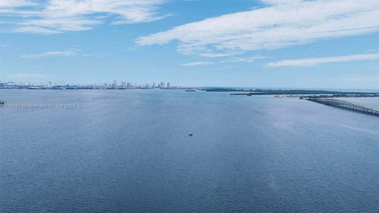 2333 Brickell Ave, Unit 517, Miami, FL 33129 Photo