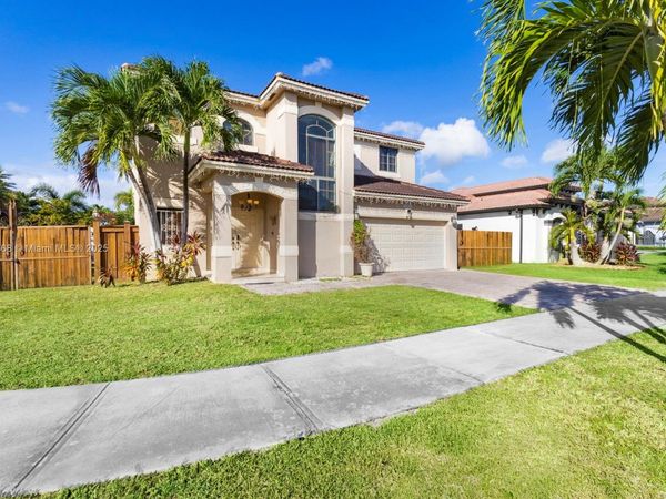 10941 SW 226th Ter, Miami, FL 33170