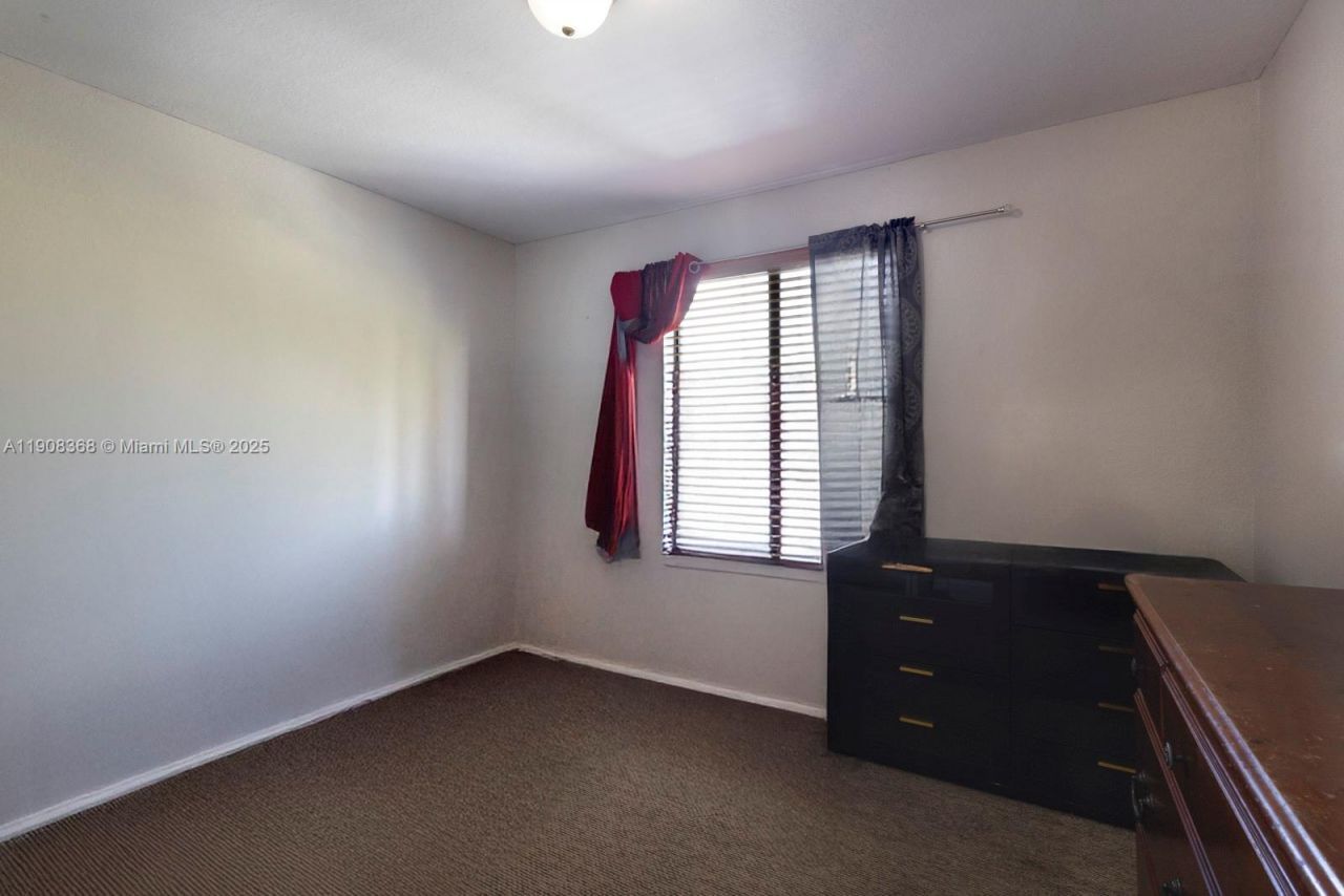 10941 SW 226th Ter, Miami, FL 33170 Photo