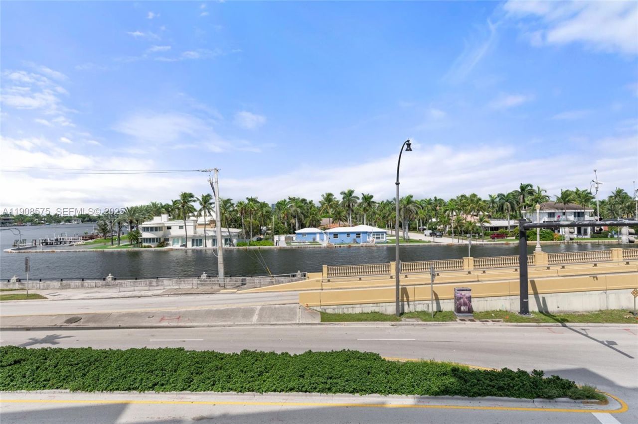 211 S Ocean Dr, Unit 304, Hollywood, FL 33019 Photo