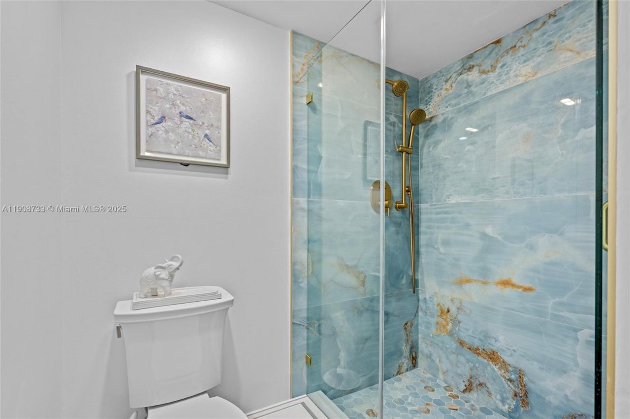 1532 Whitehall Dr, Unit 304, Davie, FL 33324 Photo