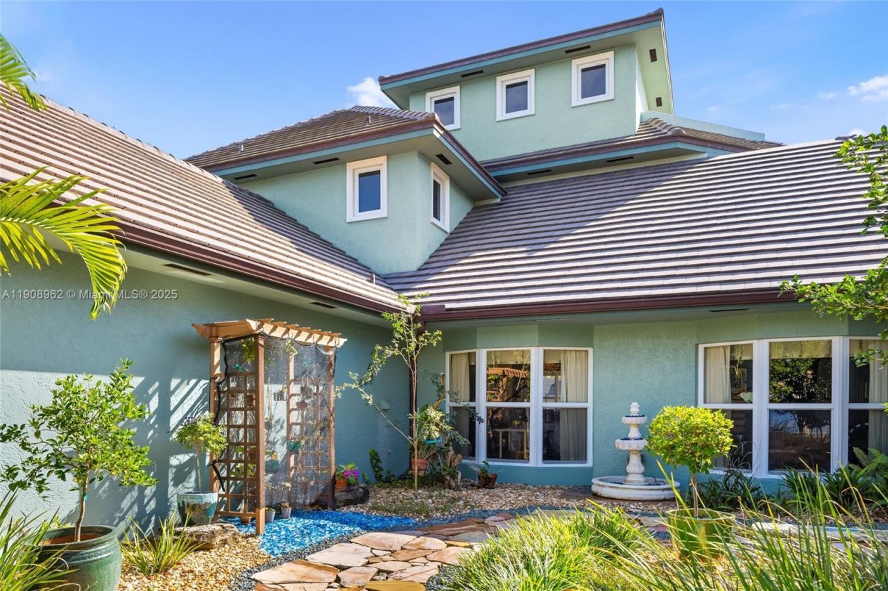 70 Bay Colony Ln, Fort Lauderdale, FL 33308 Photo