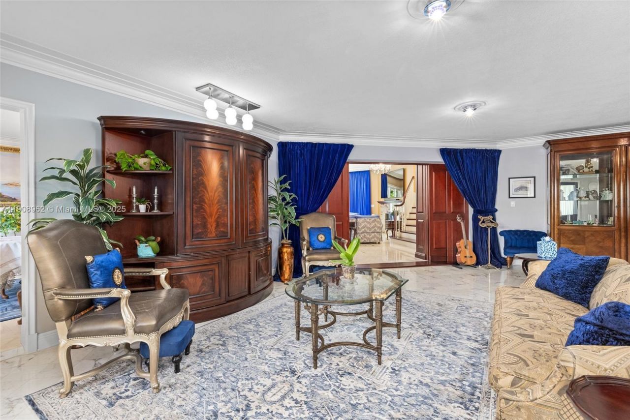 70 Bay Colony Ln, Fort Lauderdale, FL 33308 Photo