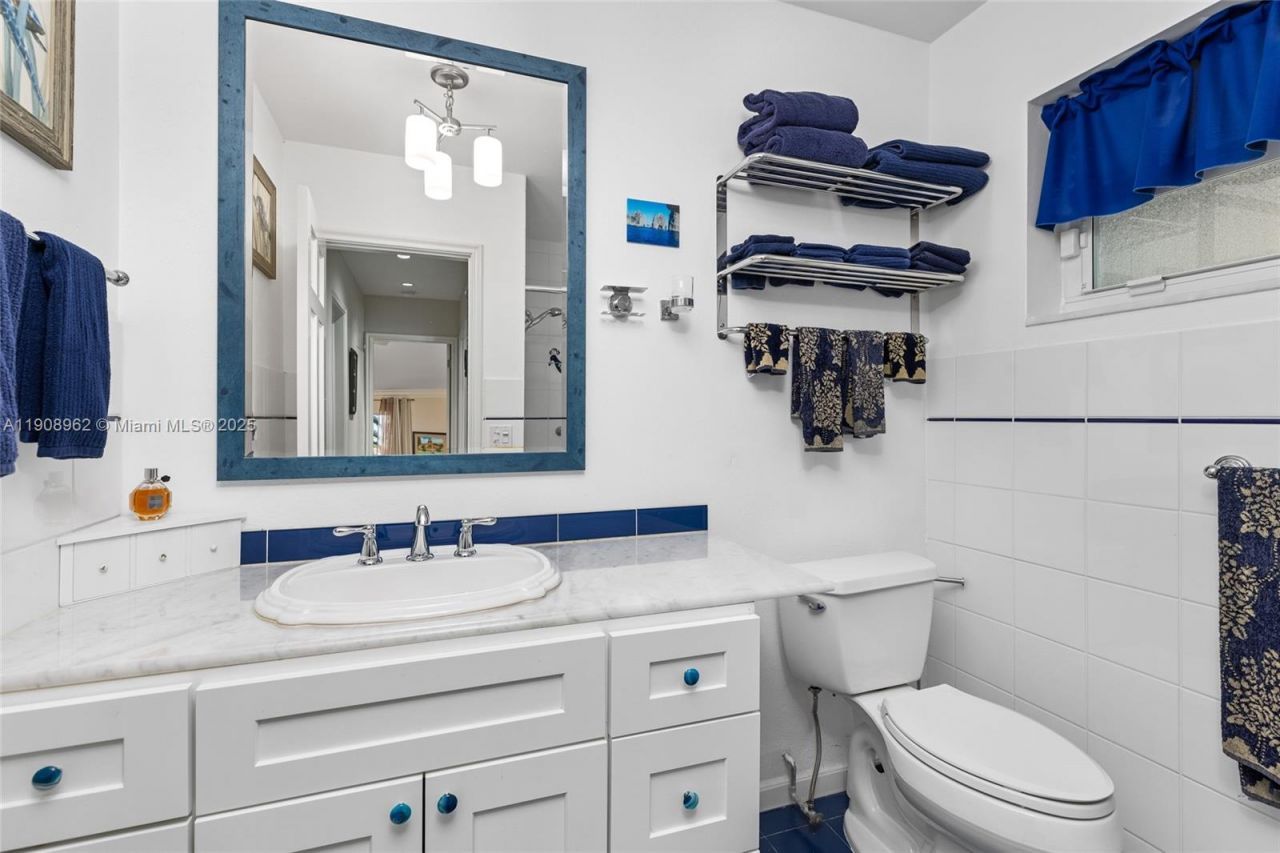 70 Bay Colony Ln, Fort Lauderdale, FL 33308 Photo