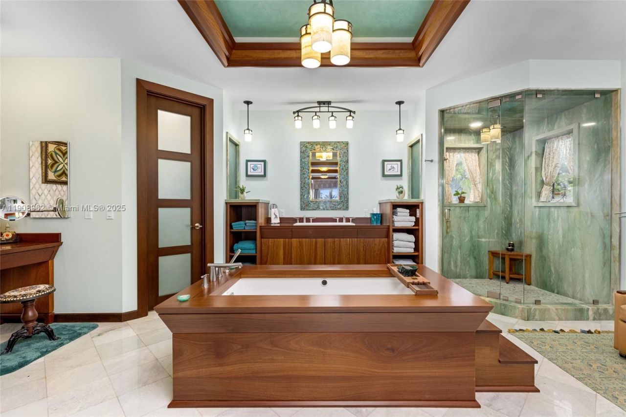 70 Bay Colony Ln, Fort Lauderdale, FL 33308 Photo