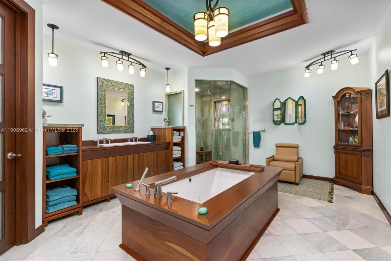 70 Bay Colony Ln, Fort Lauderdale, FL 33308 Photo