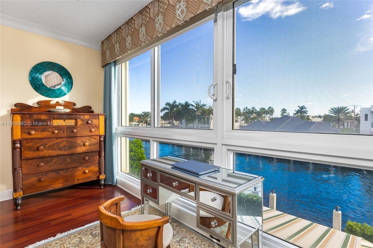 70 Bay Colony Ln, Fort Lauderdale, FL 33308 Photo