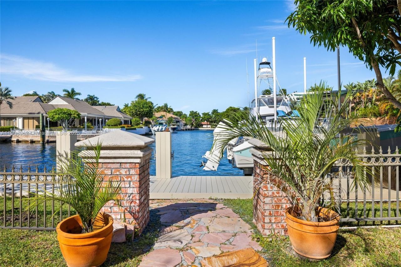 70 Bay Colony Ln, Fort Lauderdale, FL 33308 Photo