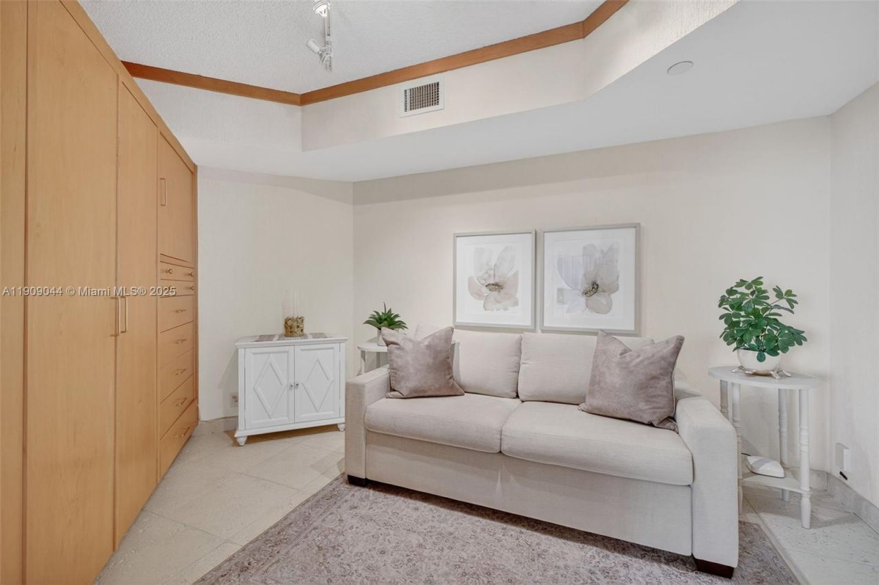 3000 Island Blvd, Unit 1904, Aventura, FL 33160 Photo