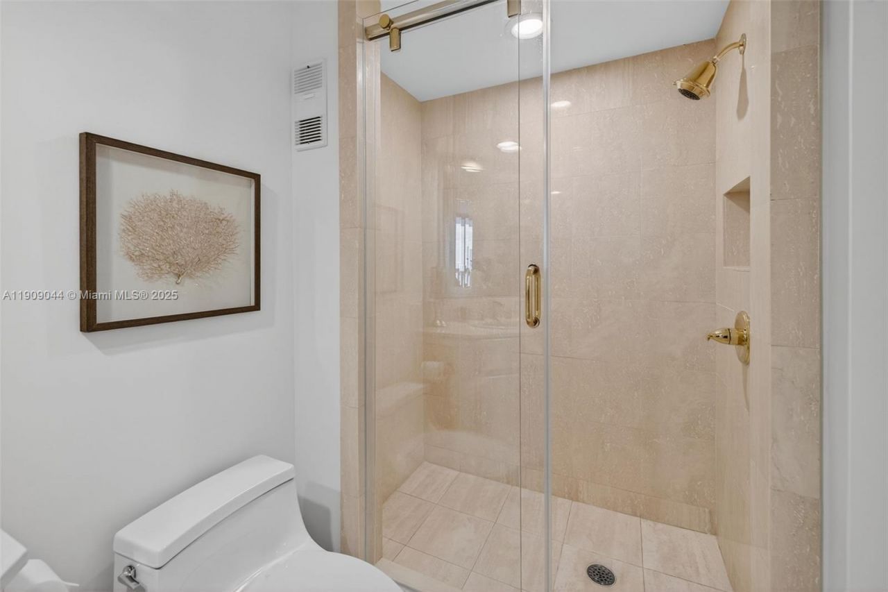 3000 Island Blvd, Unit 1904, Aventura, FL 33160 Photo