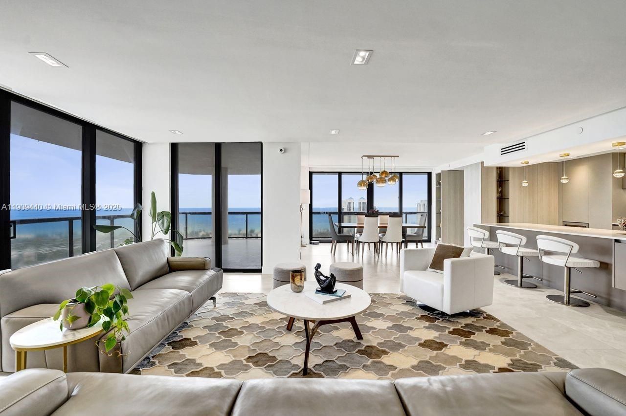 19667 Turnberry Way, Unit 27J, Aventura, FL 33180 Photo