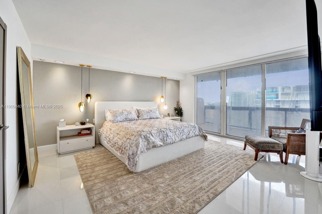 19667 Turnberry Way, Unit 27J, Aventura, FL 33180 Photo