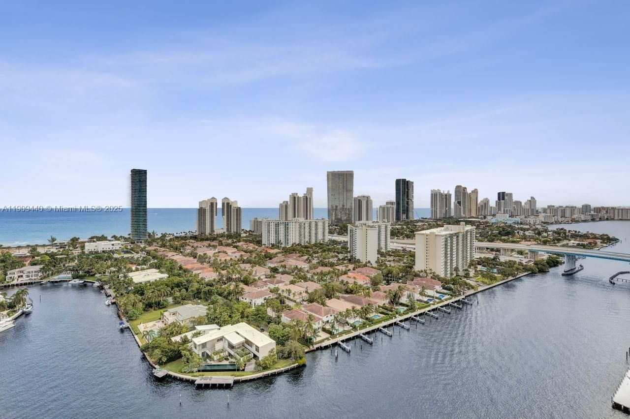 19667 Turnberry Way, Unit 27J, Aventura, FL 33180 Photo