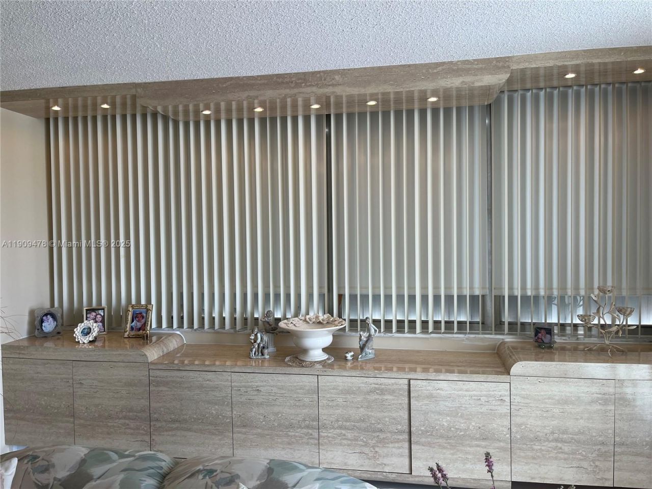 18011 Biscayne Blvd, Unit 305, Aventura, FL 33160 Photo