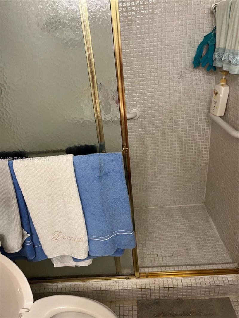 18011 Biscayne Blvd, Unit 305, Aventura, FL 33160 Photo